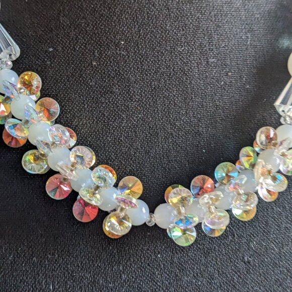 vintage Aurora Borealis rhinestone and crystal bead necklace other signs of use. - Picture 7 of 10
